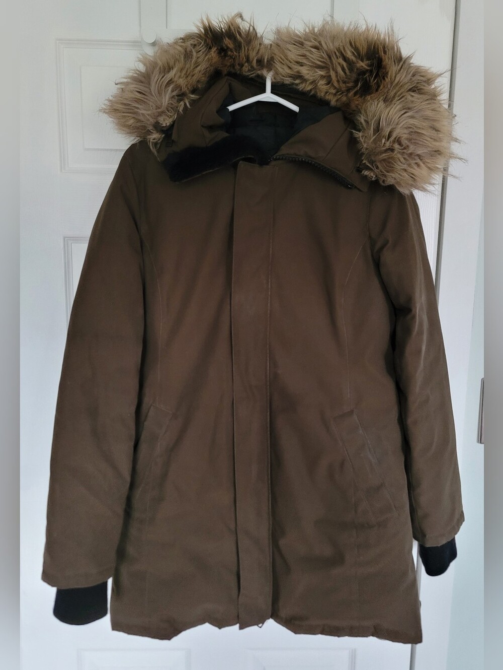 Aritzia Golden by Tna Haven Parka - Medium - Olive / Brown.